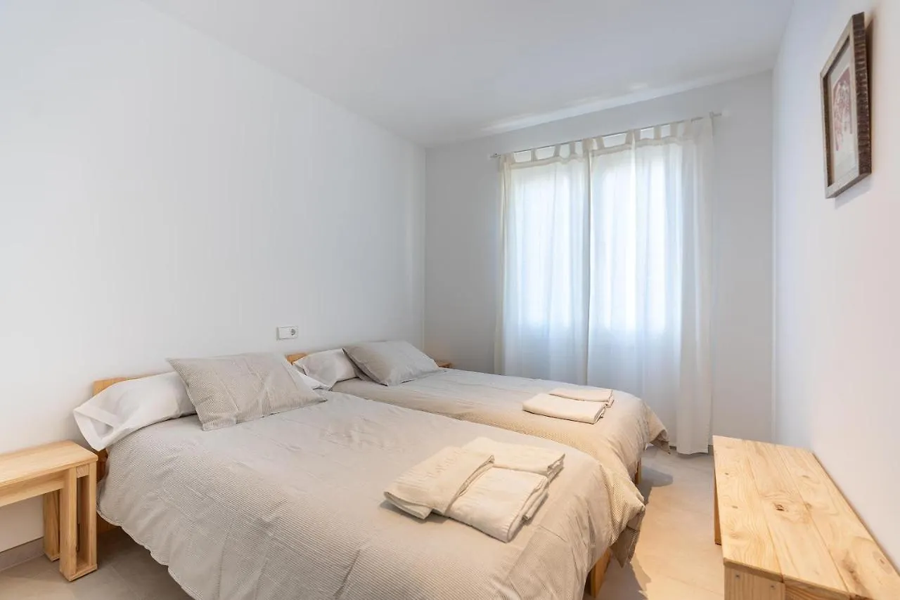 Lovely Central Apartment Guillem 3 Bedrooms Close To The Beach Central Location Cala San Vicente Cala de Sant Vicenc